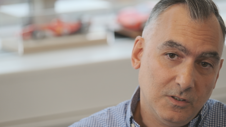 Nadir otomobillerin efendisi / Ferhat Albayrak’ın Ferrari ile değişen hayatı