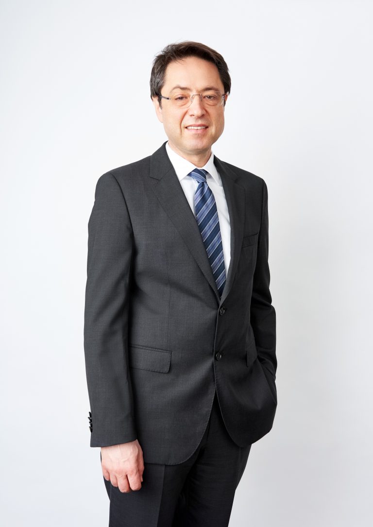 Akkök Holding’in üst yönetiminde bayrak değişimi