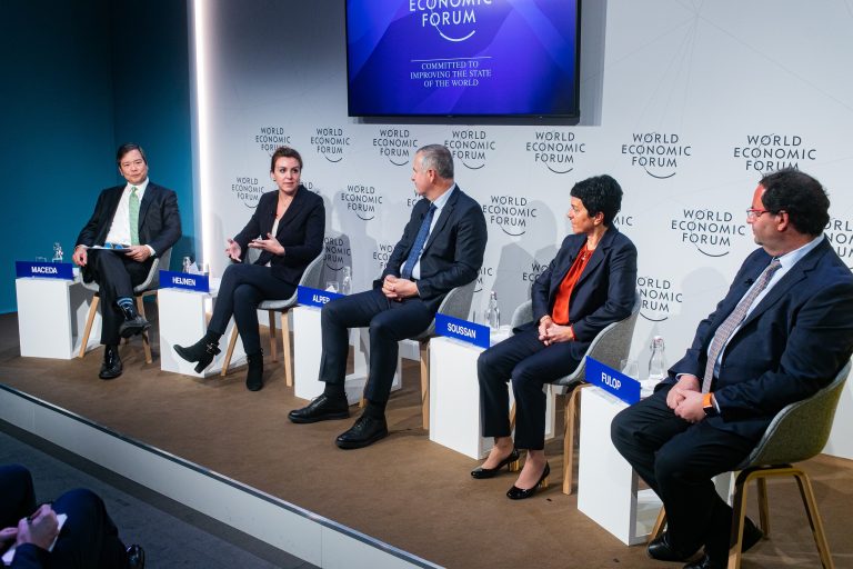 Sabancı Holding CEO’sundan Davos’ta önemli mesajlar