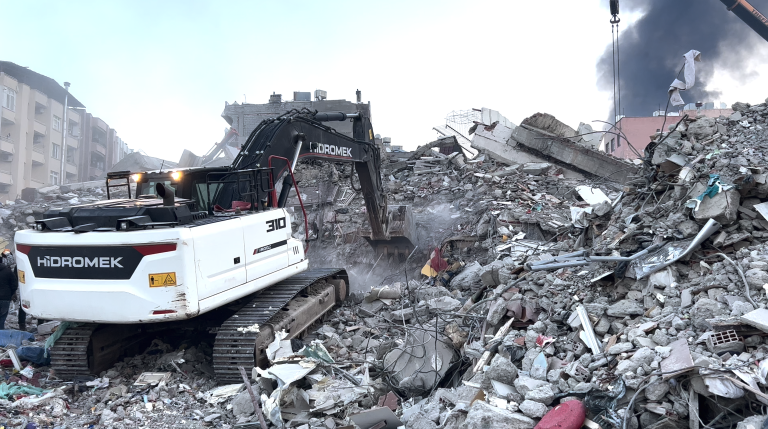 “Kırıklar kudurdu, herkes dışarda yatsın”