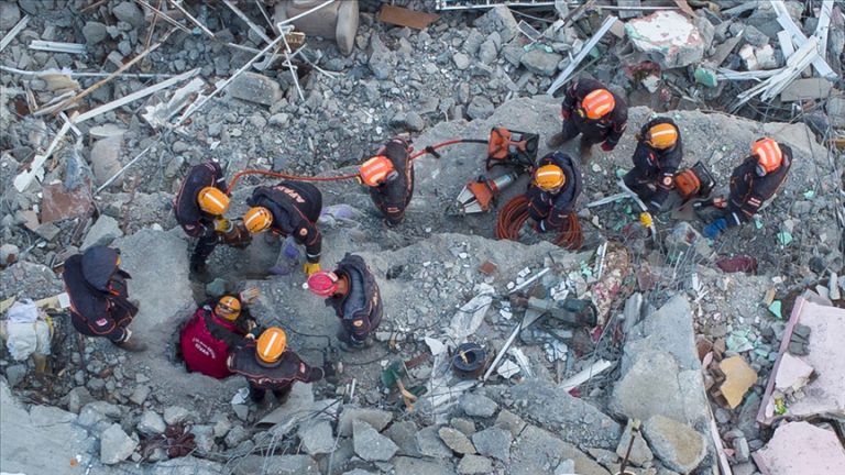 Enerji sıkıntısı operatörleri de vurdu, iletişim zorda