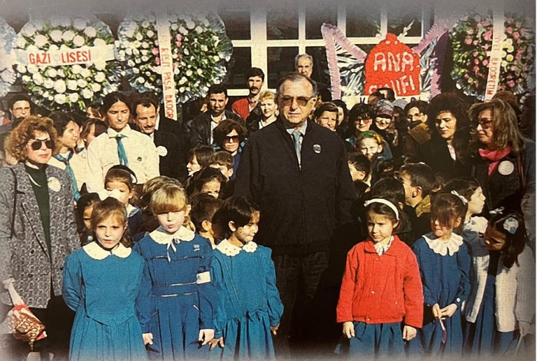 İş dünyası asırlık çınarını kaybetti