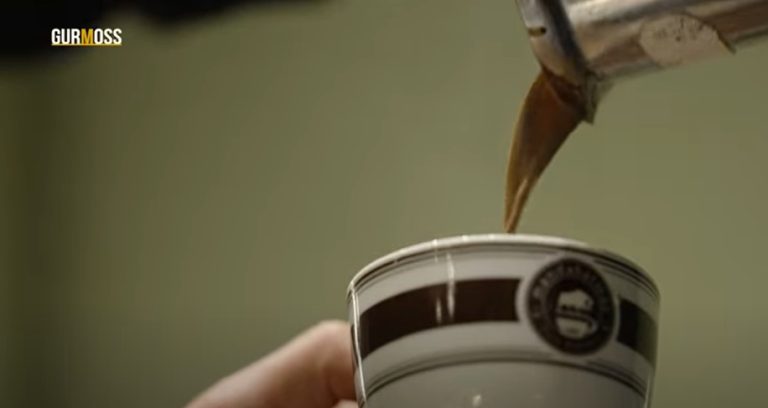 56 yıllık Mandabatmaz’ın hikayesi / Kahveye adanan bir ömür