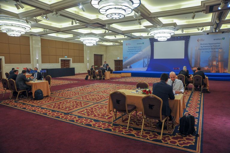 Türk müteahhitlerin Rusya’daki kaybını Suudi Arabistan telafi edecek