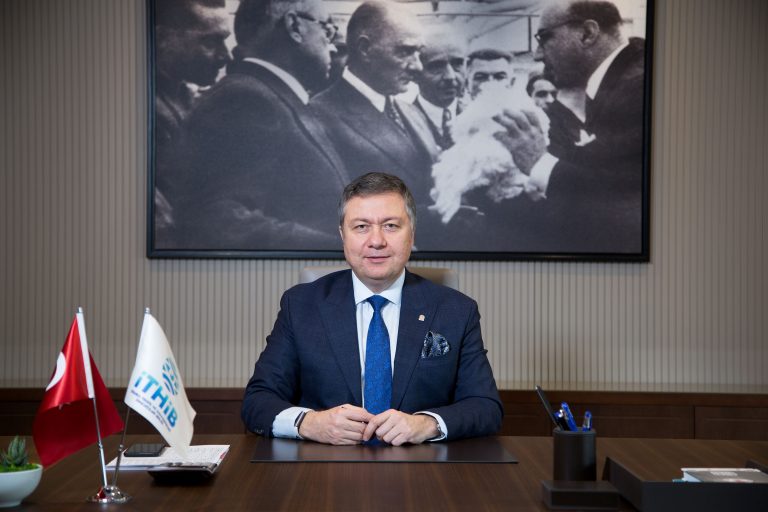 Dövize endeksli asgari ücret iddialarına tekstilcilerden itiraz