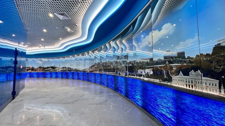 Dünya Ulaşımında bir ilk: İnteraktif ve Sanatsal Metro Tasarımı