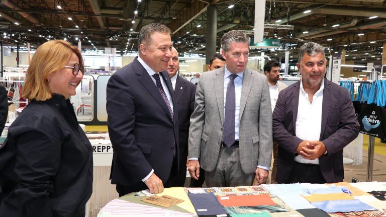 Türk tekstilcilerden Fransa’da sürdürülebilirlik vurgusu