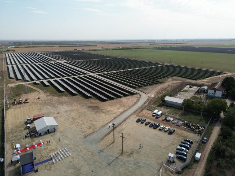 Romanya’nın ilk Türk GES yatırımı üretime geçti