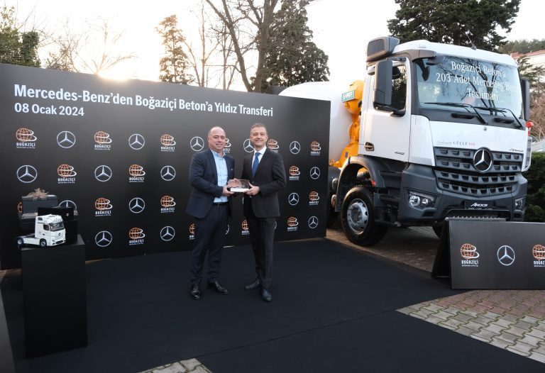 Boğaziçi Beton’a 203 adet Mercedes-Benz kamyon ve çekici teslimatı