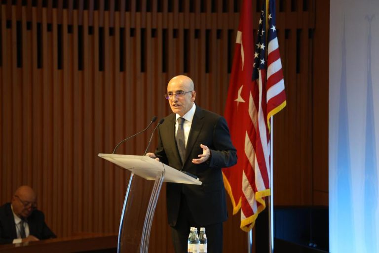 ‘Mehmet Şimşek istifa etmek istedi’ iddiasına açıklama