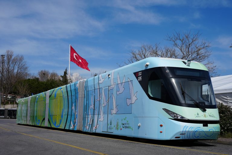 İşte yeni elektrikli metrobüsler