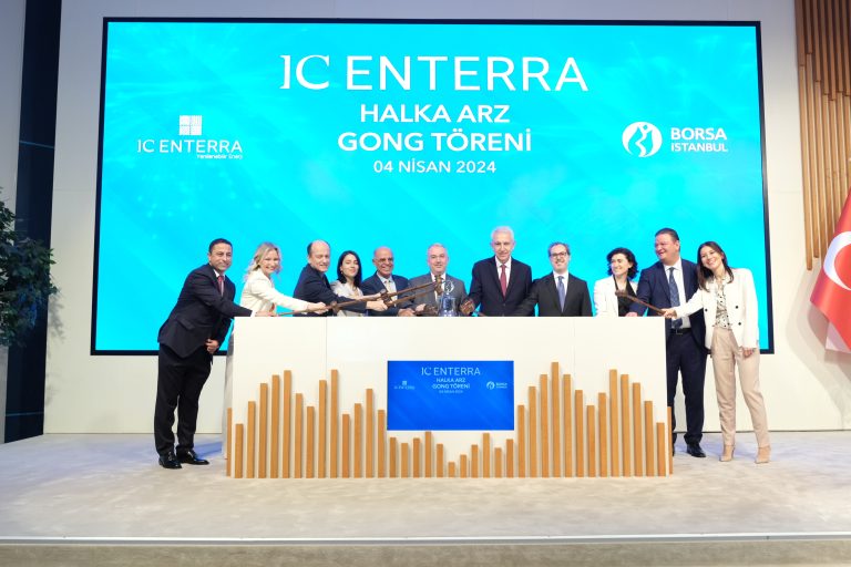 Borsa İstanbul’da gong, “IC Enterra Yenilenebilir Enerji” için çaldı