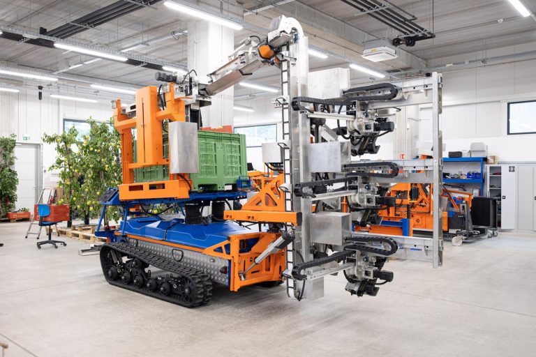 Türk şirketi, Slovenya’da insansız tarım araçları fabrikası açtı