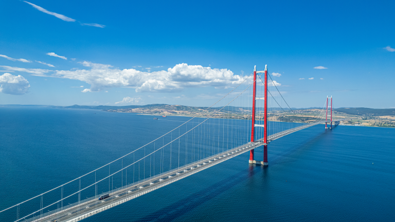 Yeni otoyol ve köprü geçiş ücretleri belli oldu