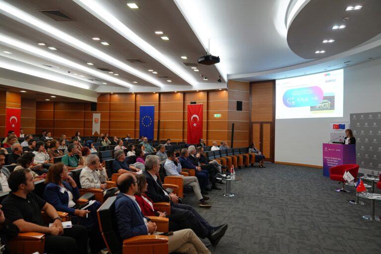 İSO, 2.000’den fazla kişiye dijital becerilerini geliştirme eğitimi verdi