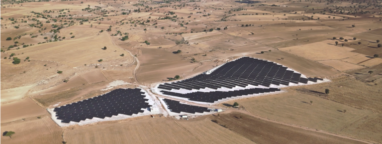 Turkcell’in ilk arazi tipi GES’i Uşak’ta üretime başladı