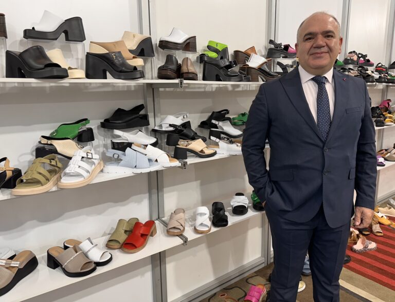 Eksposhoes ayakkabı ihracatına ‘can suyu’ olacak