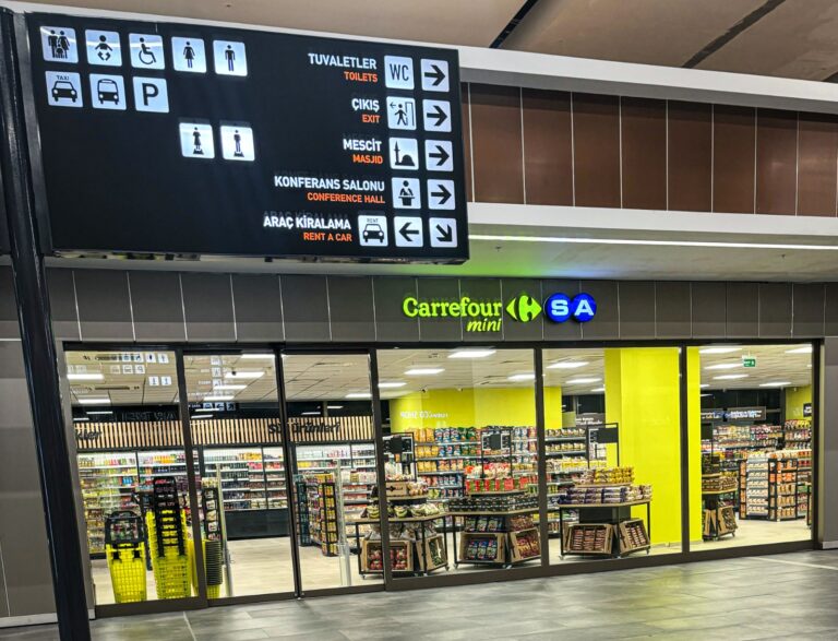 CarrefourSA, Türkiye’nin ilk havalimanı marketini Çukurova Uluslararası Havalimanı’nda açtı