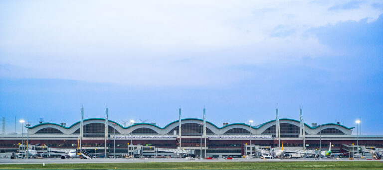 İstanbul Sabiha Gökçen tarihi rekorları yeniledi