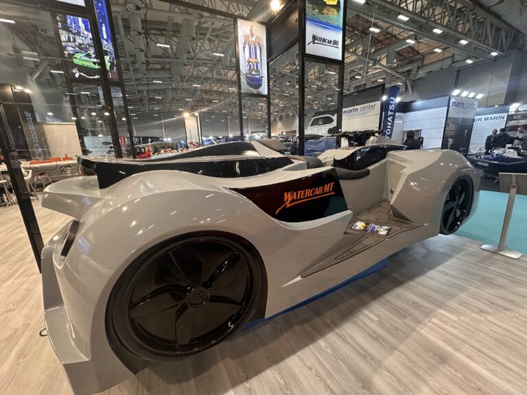 Elektrikli araçlar ‘denize’ indi : 3 TL’ye 2 saat deniz keyfi