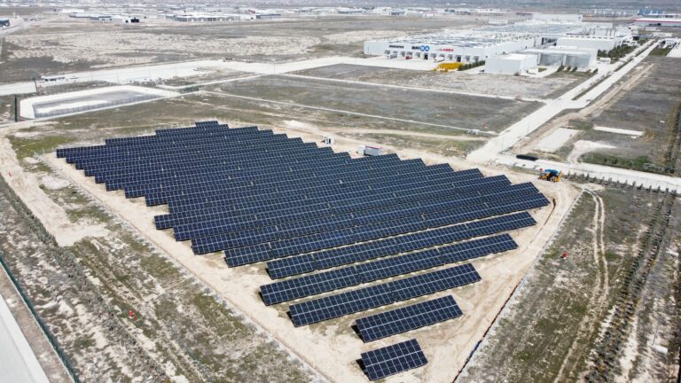 Brisa Aksaray Fabrikası’ndaki güneş enerjisi santralini büyüttü