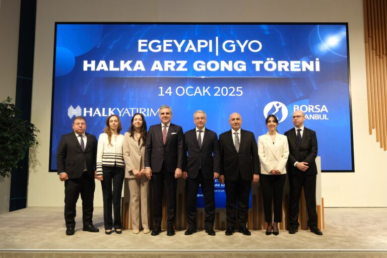 Borsa İstanbul’da yılın ilk halka arzı için gong EgeYapı Avrupa GYO adına çaldı