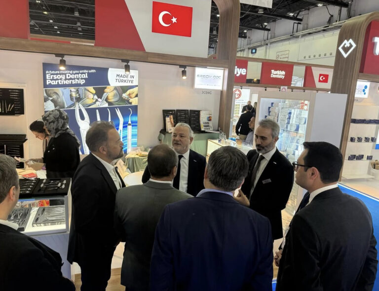 40 firma ile Dubai’deki yerini aldı, ihracatta 1 milyar doları hedef koydu