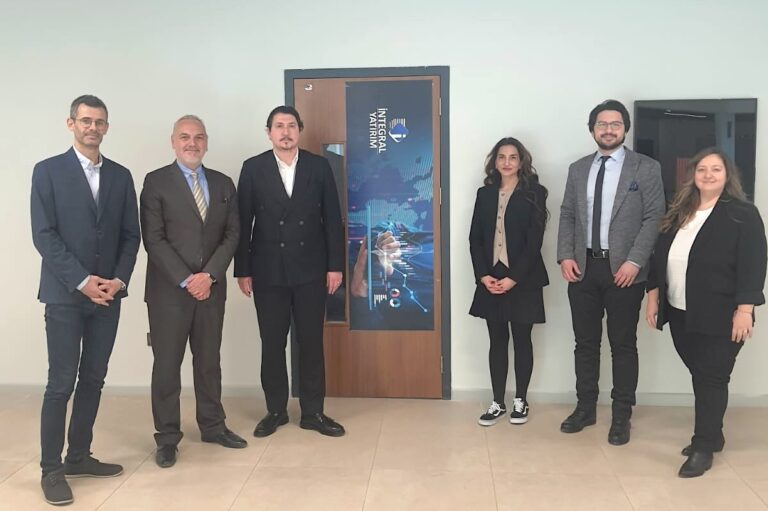 Geleceğin liderlerine finansal destek