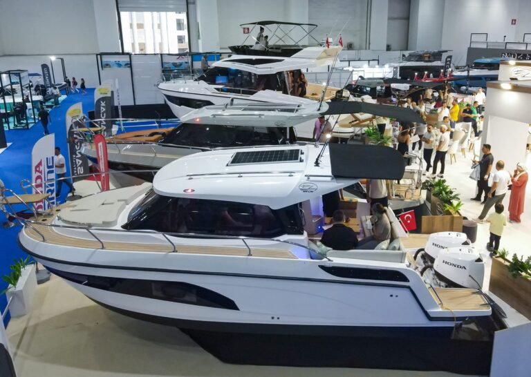 Yerli tekneler İzmir’de parladı