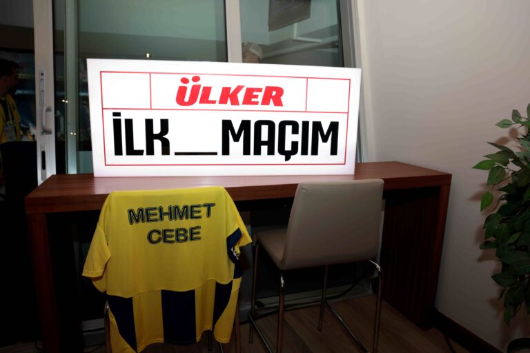Taraftarların statta maç izleme hayali “Ülker İlk Maçım”la gerçekleşiyor