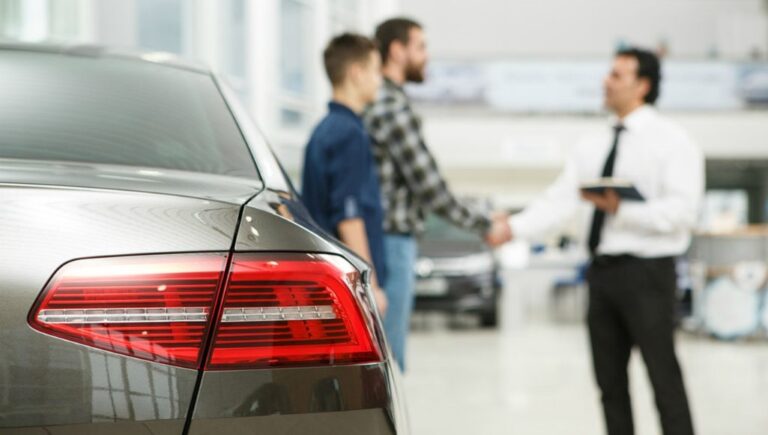 Araç kiralama fiyatlarındaki artış enflasyonun kaldı, tüketici kazanıyor sektör zorlanıyor