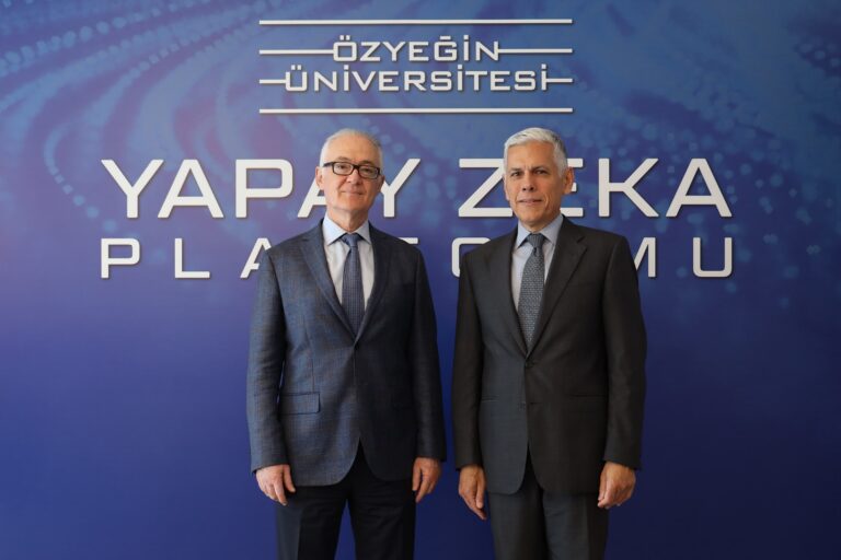 Özyeğin Üniversitesi; Kamu, Özel Sektör ve Akademiyi  Yapay Zekâ Platformu’nda Bir Araya Getiriyor