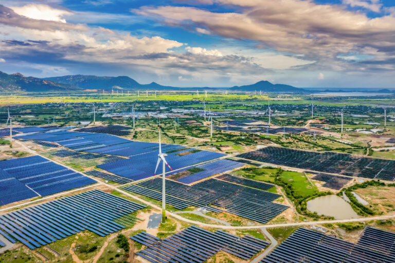 YEO Teknoloji’den Romanya’ya 220 milyon Euro’luk enerji yatırımı hamlesi