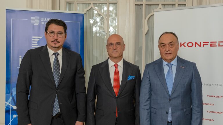 ‘Atılan adımlar Asya-Türkiye  köprüsünü inşa edecek’