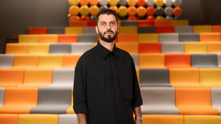 Güvenç Özel’in ‘Neuroflux’ı Trendyol Sanat ile ilk kez İstanbul’da