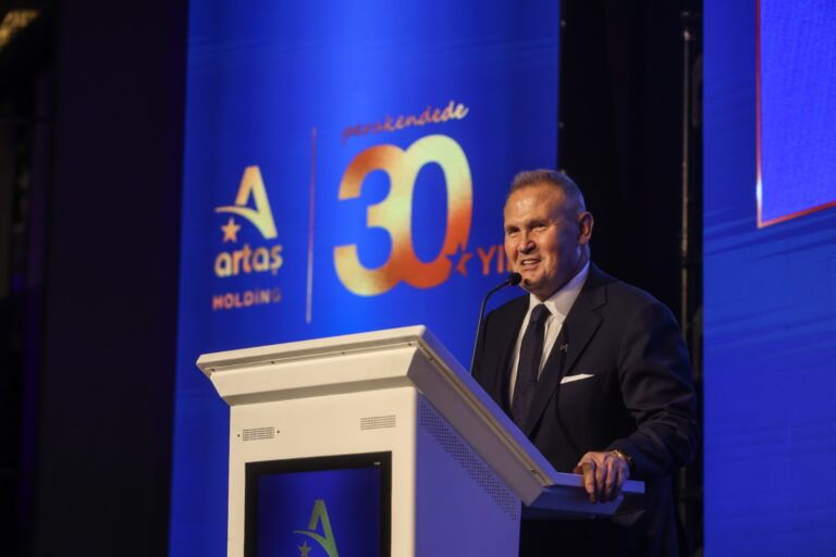 Artaş Holding perakendede 30’uncu yılını kutladı
