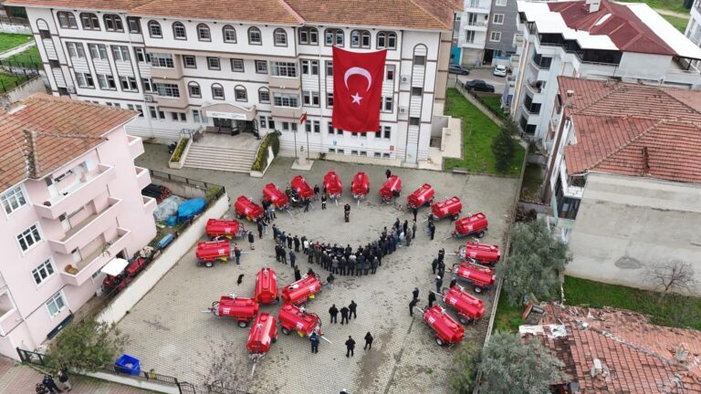 Hasçelik’ten Bilecik’teki Osmaneli köylerine yangın söndürme tankeri desteği