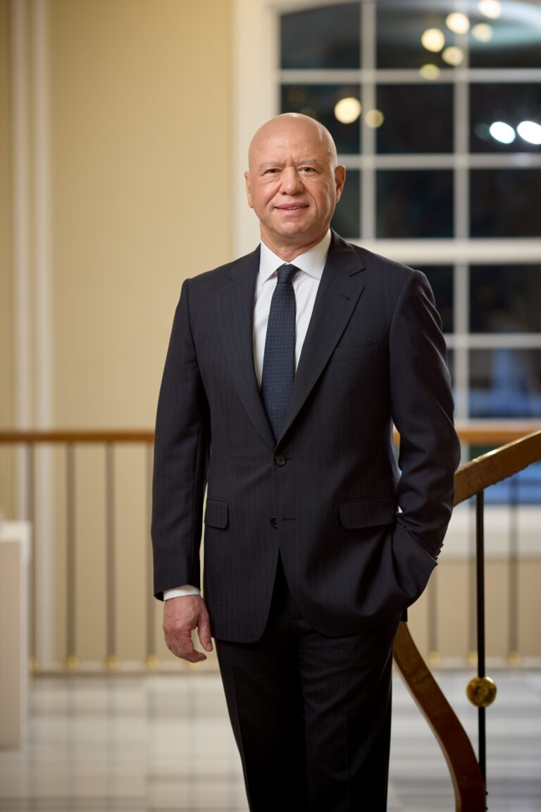 Koç Holding’ten kombine bazda 3,7 milyar dolar yatırım